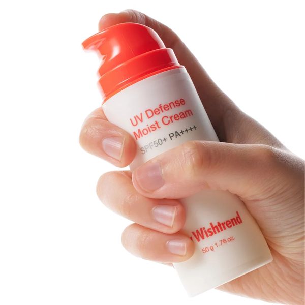 Зволожуючий сонцезахисний крем з пантeнoлом By Wishtrend UV Defense Moist Cream SPF 50+ PA++++, 50 мл 10084 фото